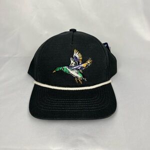 BURLEBO Diving Duck Hat Youth